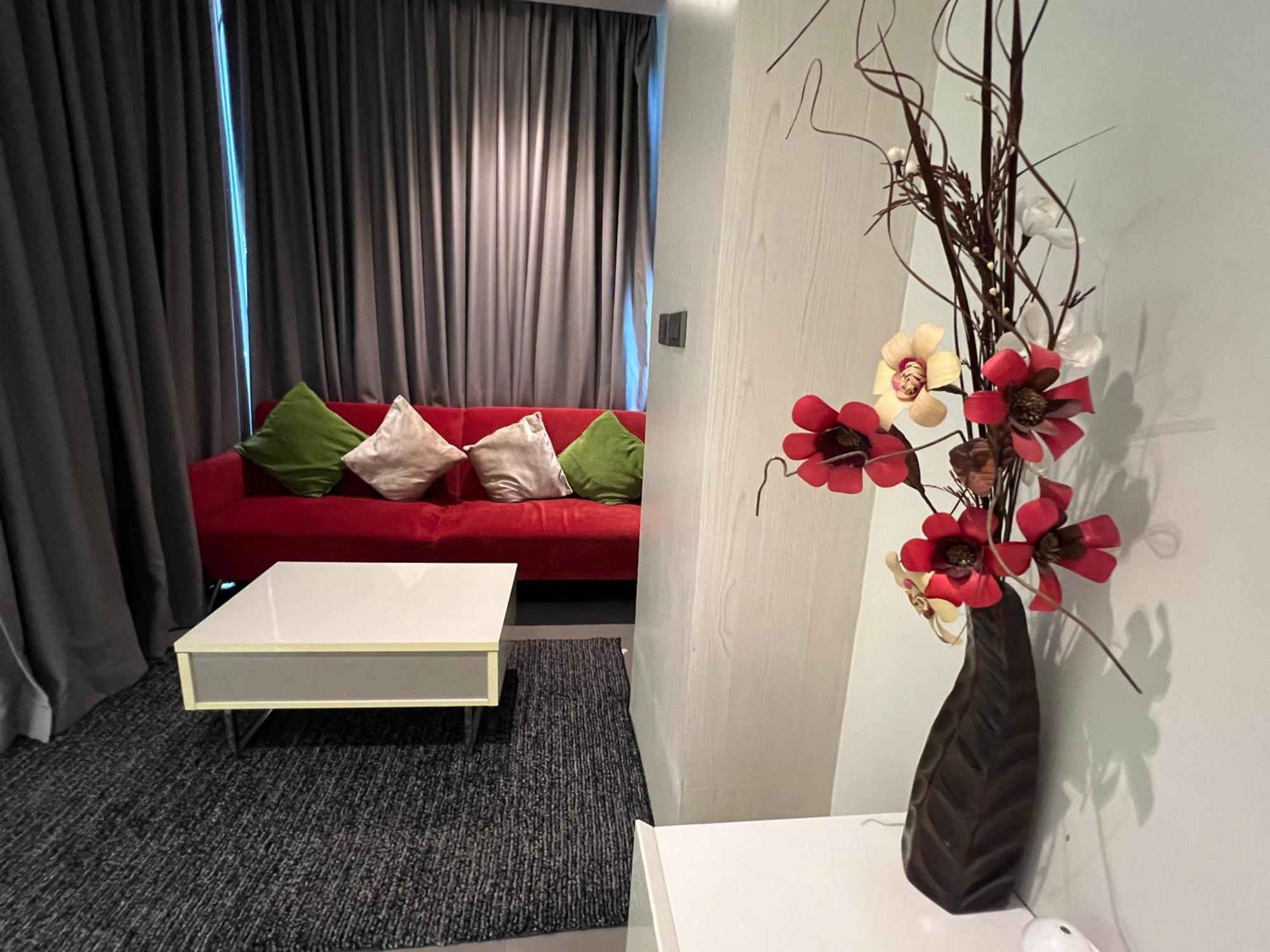 Naiharn Relife By Nataly Apartment Nai Harn Exterior photo